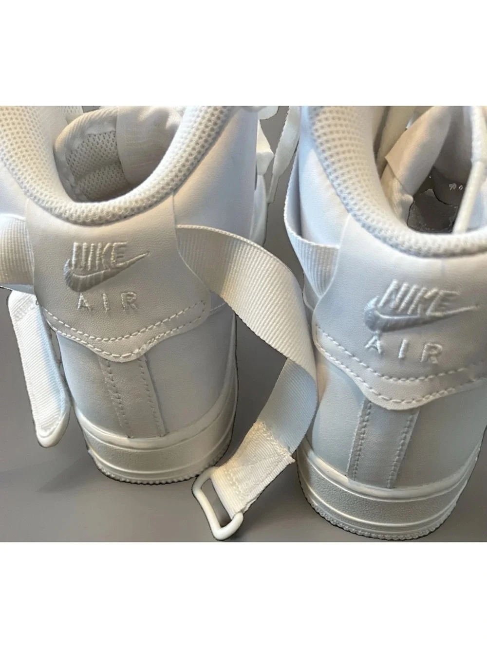 Nike Air Force 1 High LE (GS) White Leather Hi-Top Air Sneakers size 7Y